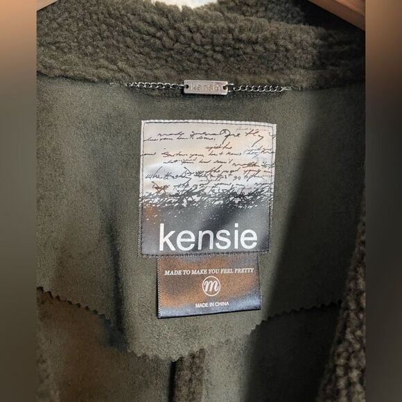 Kenzie Faux Shearling Shawl Collar Coat M. NWT - Picture 8 of 12